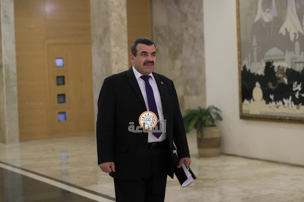 Madar Al-Saa Images 0.3385220568141317