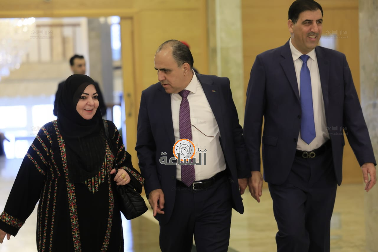 Madar Al-Saa Images 0.2502145562057283