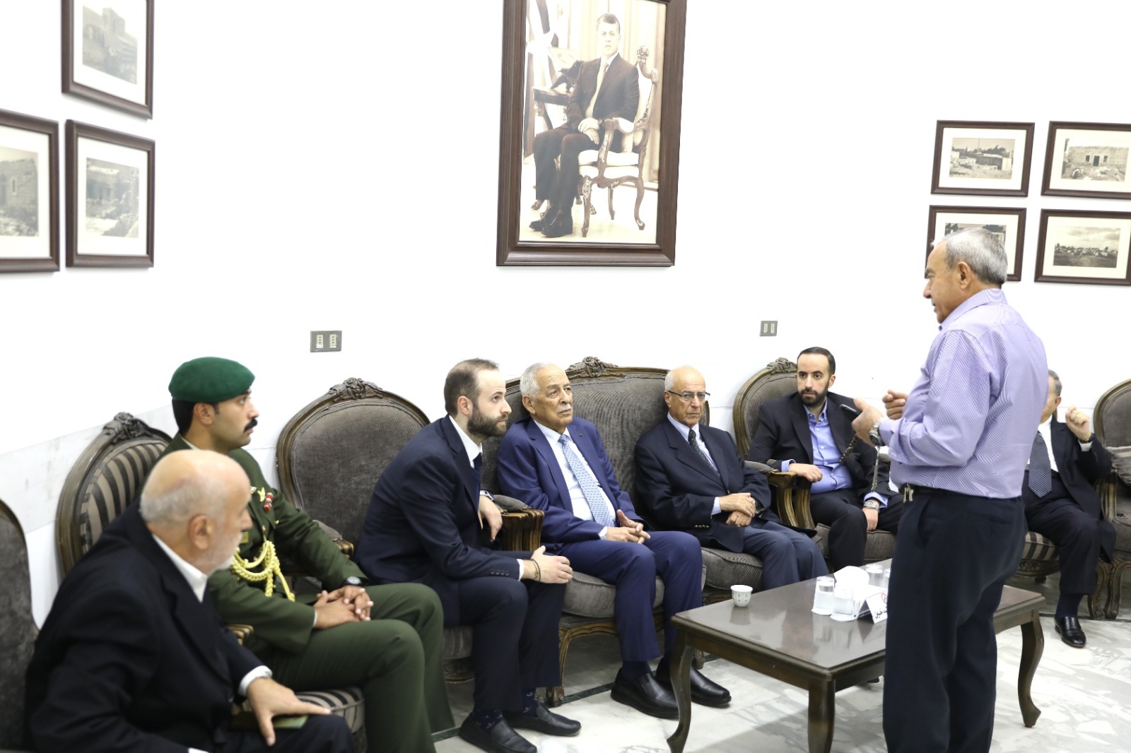 Madar Al-Saa Images 0.5841056737625321