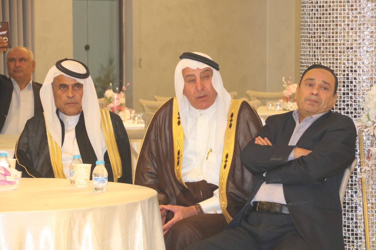 Madar Al-Saa Images 0.34091500023045374