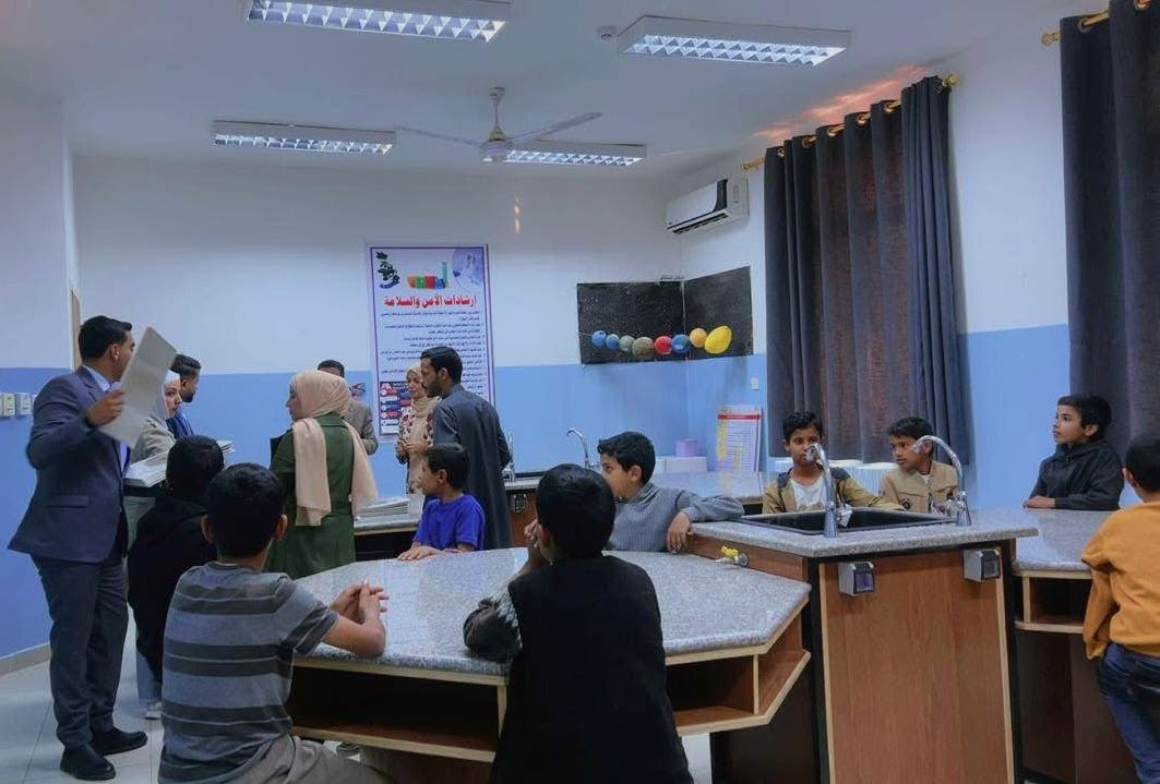 Madar Al-Saa Images 0.4525773556861621