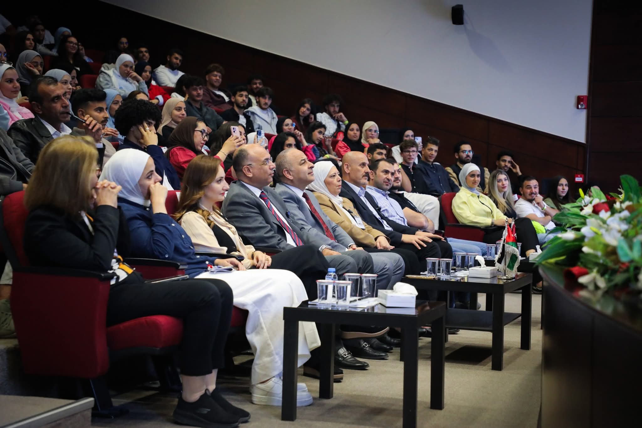 Madar Al-Saa Images 0.654932215803031