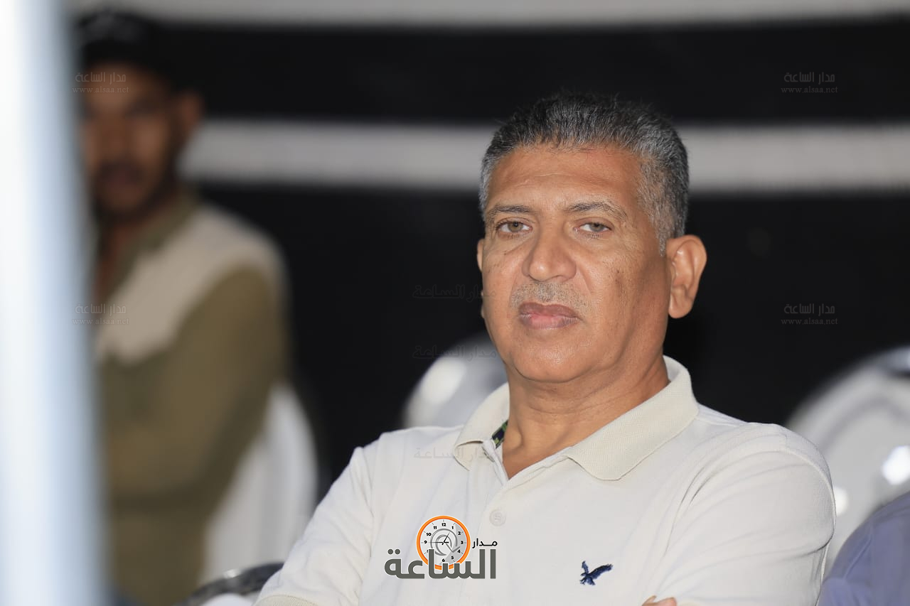 Madar Al-Saa Images 0.8915223058224481