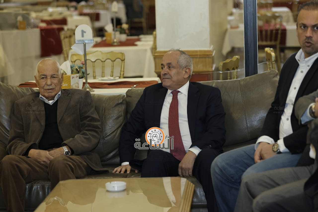 Madar Al-Saa Images 0.1671745008354878