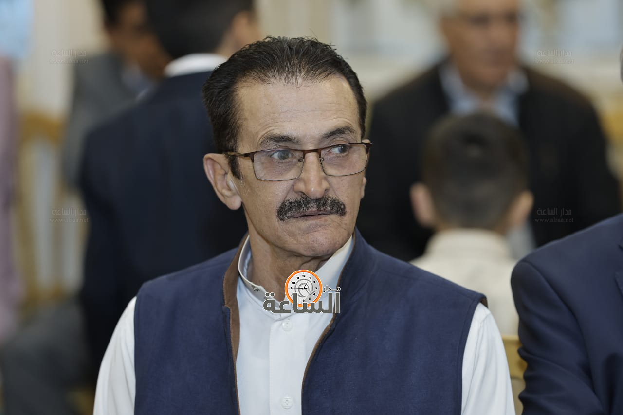 Madar Al-Saa Images 0.493614719412354