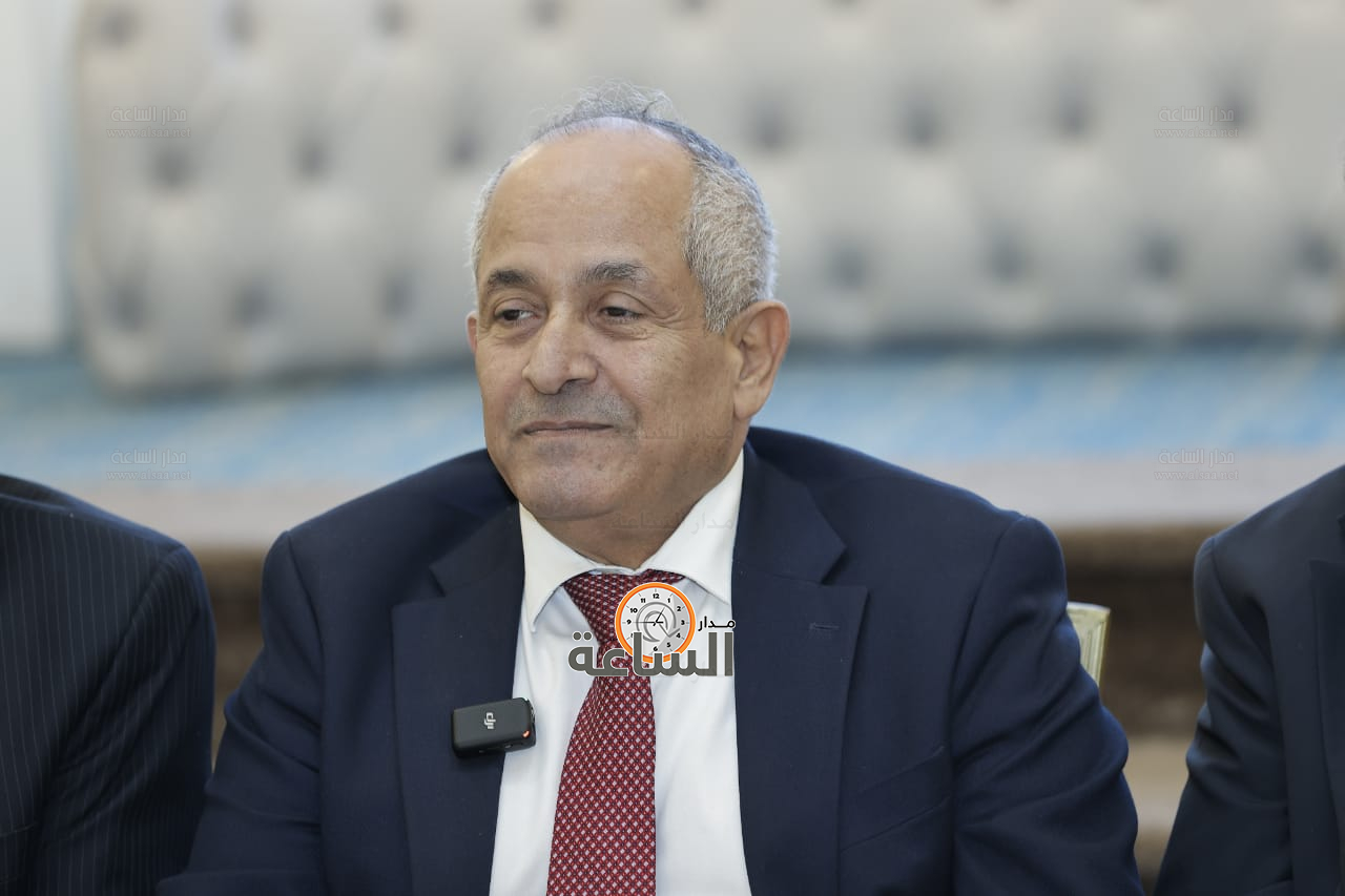 Madar Al-Saa Images 0.8999783519477004