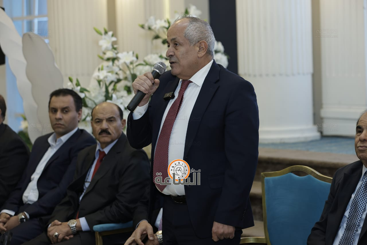 Madar Al-Saa Images 0.7905472793057489