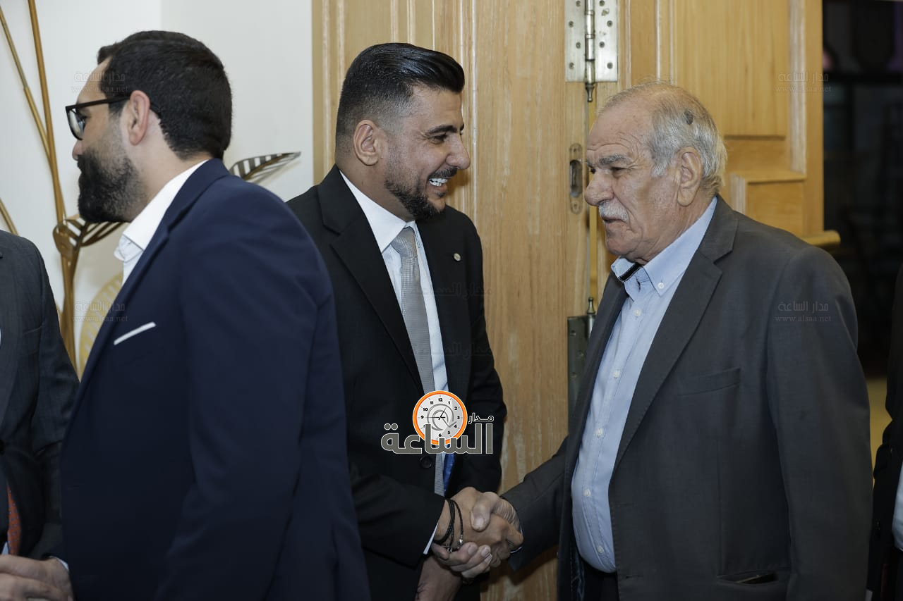 Madar Al-Saa Images 0.17751421632131315