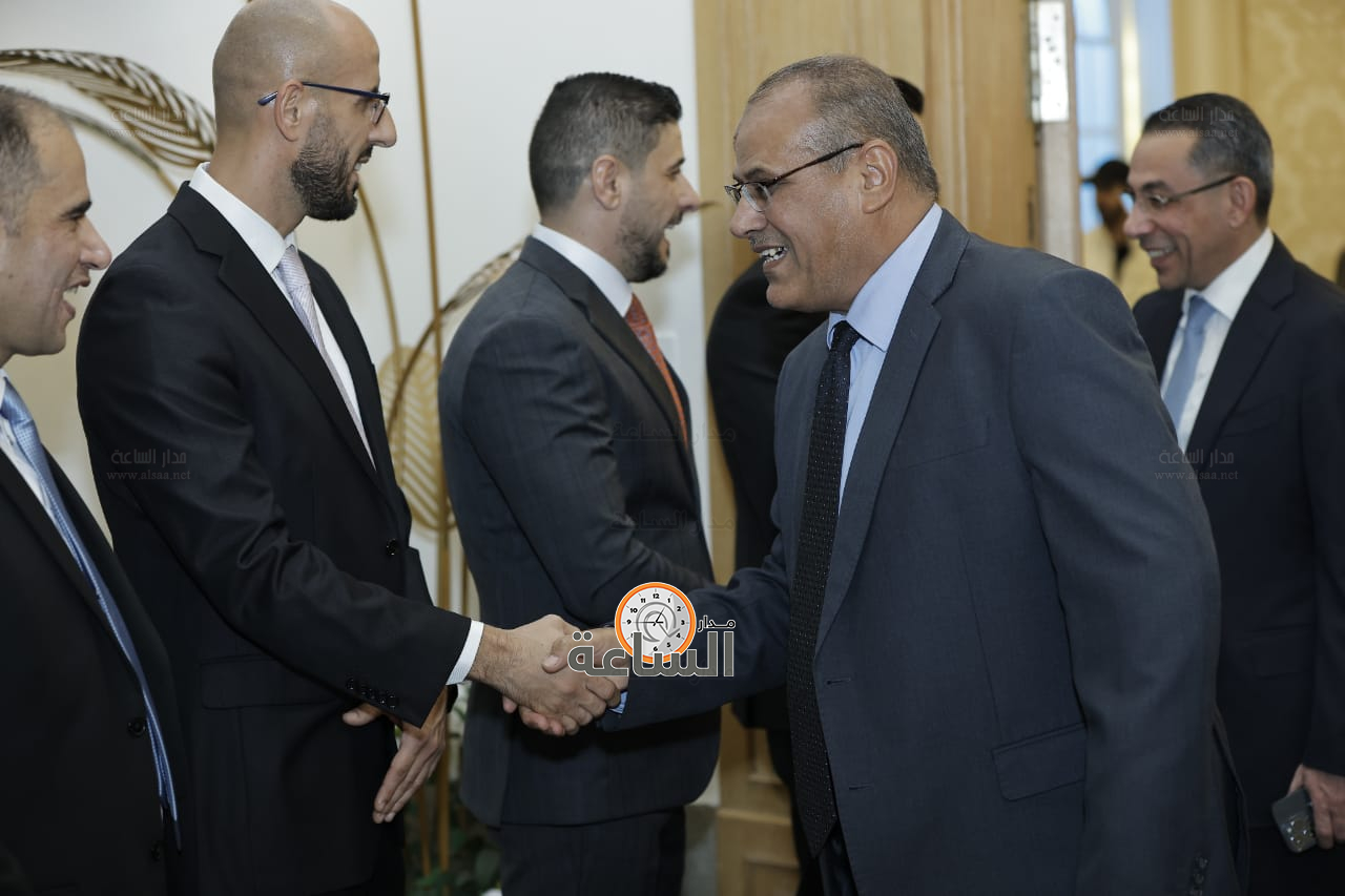 Madar Al-Saa Images 0.5096061730497523