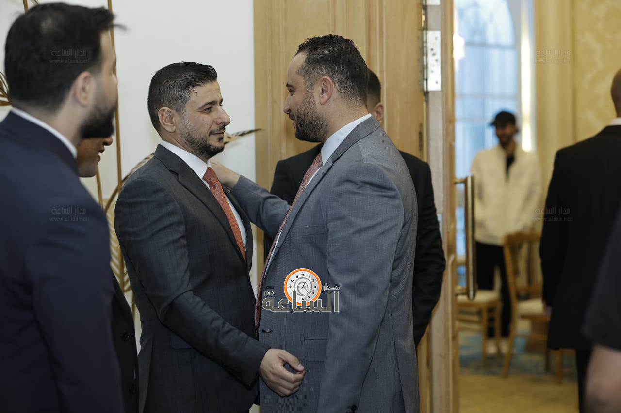 Madar Al-Saa Images 0.6200543838453412