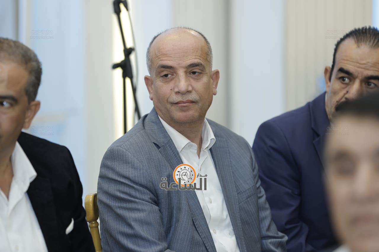 Madar Al-Saa Images 0.9520541966634902