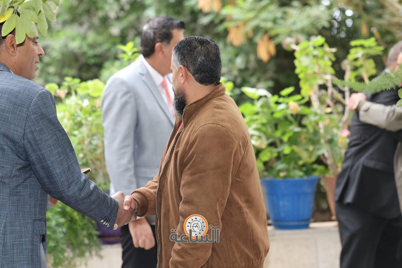 Madar Al-Saa Images 0.4979657020695545