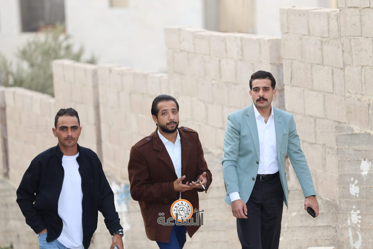 Madar Al-Saa Images 0.46909059555457877