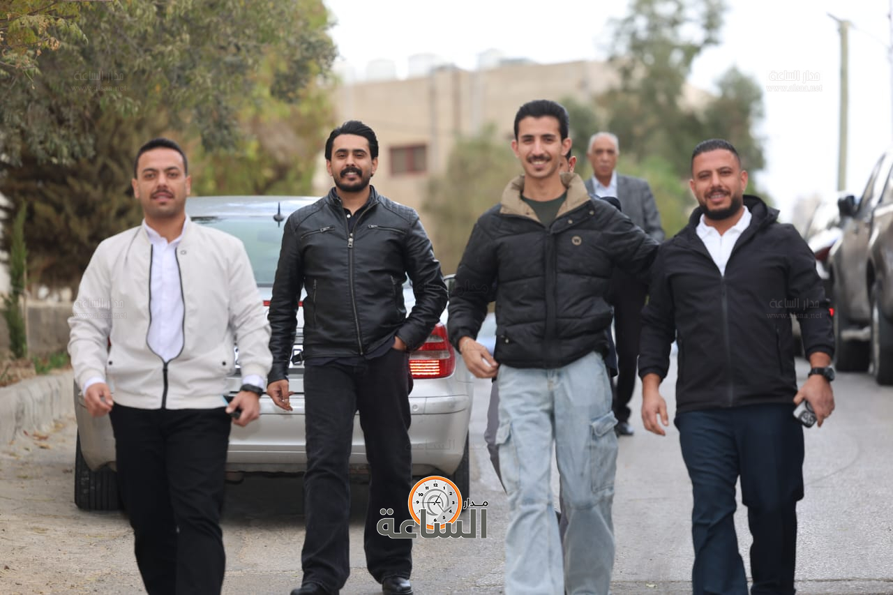 Madar Al-Saa Images 0.10056301628363373