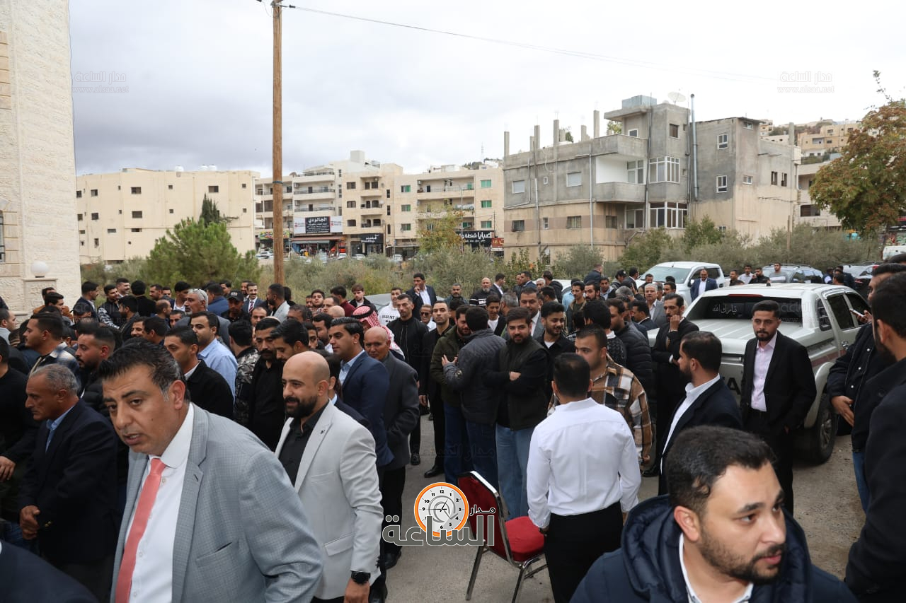 Madar Al-Saa Images 0.9346834019722745