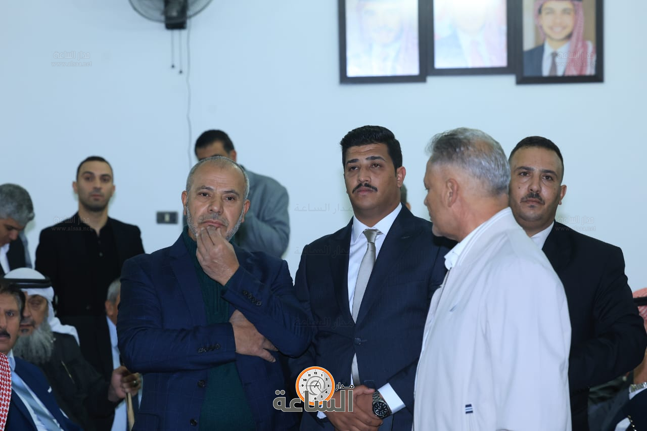 Madar Al-Saa Images 0.295765177791692