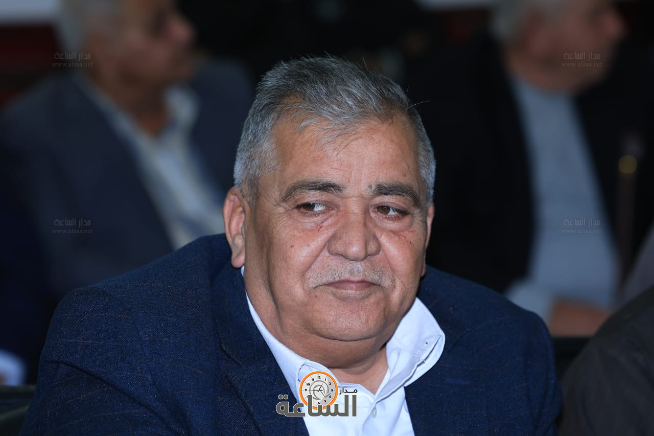 Madar Al-Saa Images 0.6935568730032329