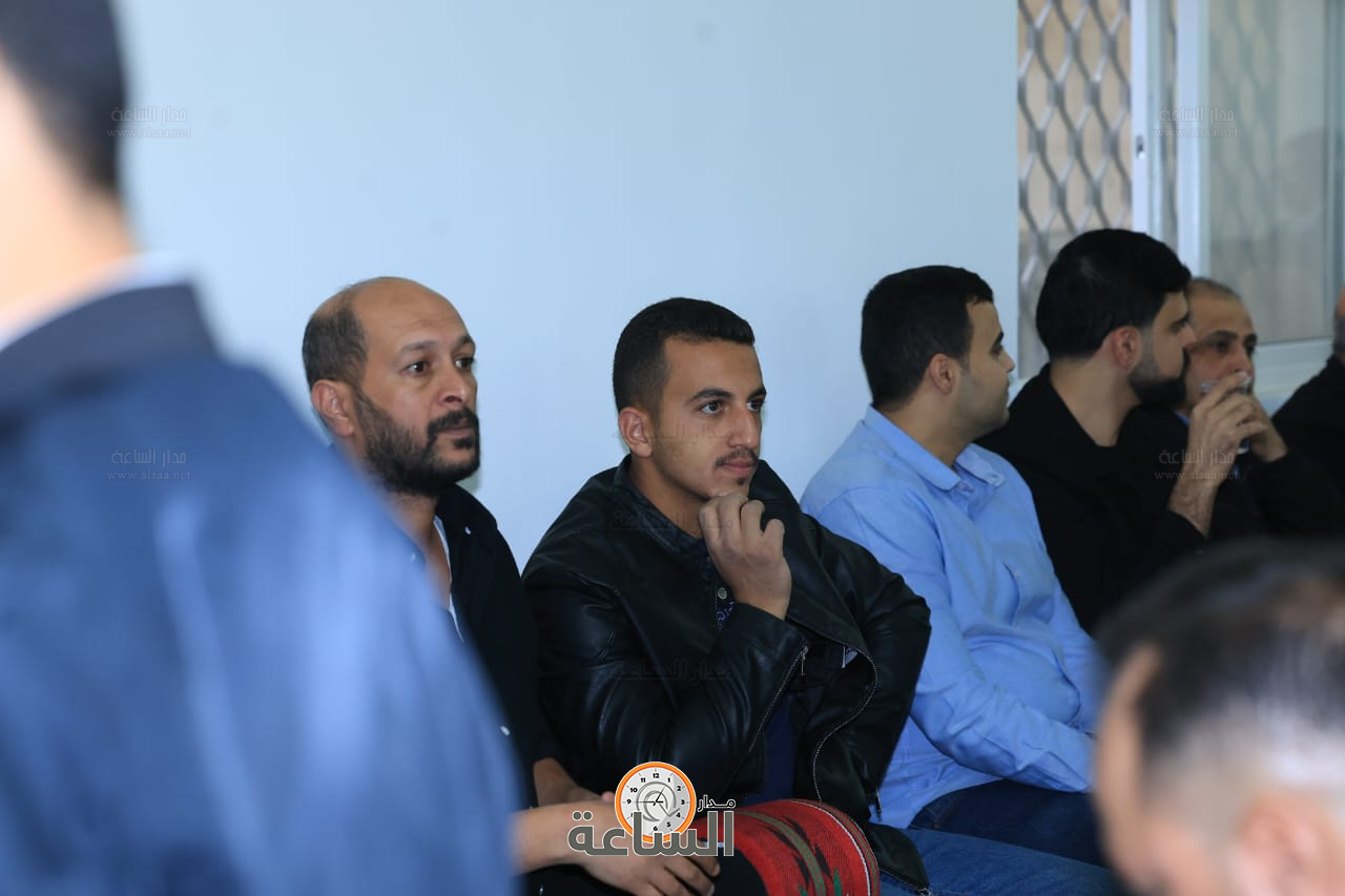 Madar Al-Saa Images 0.41544733385434185