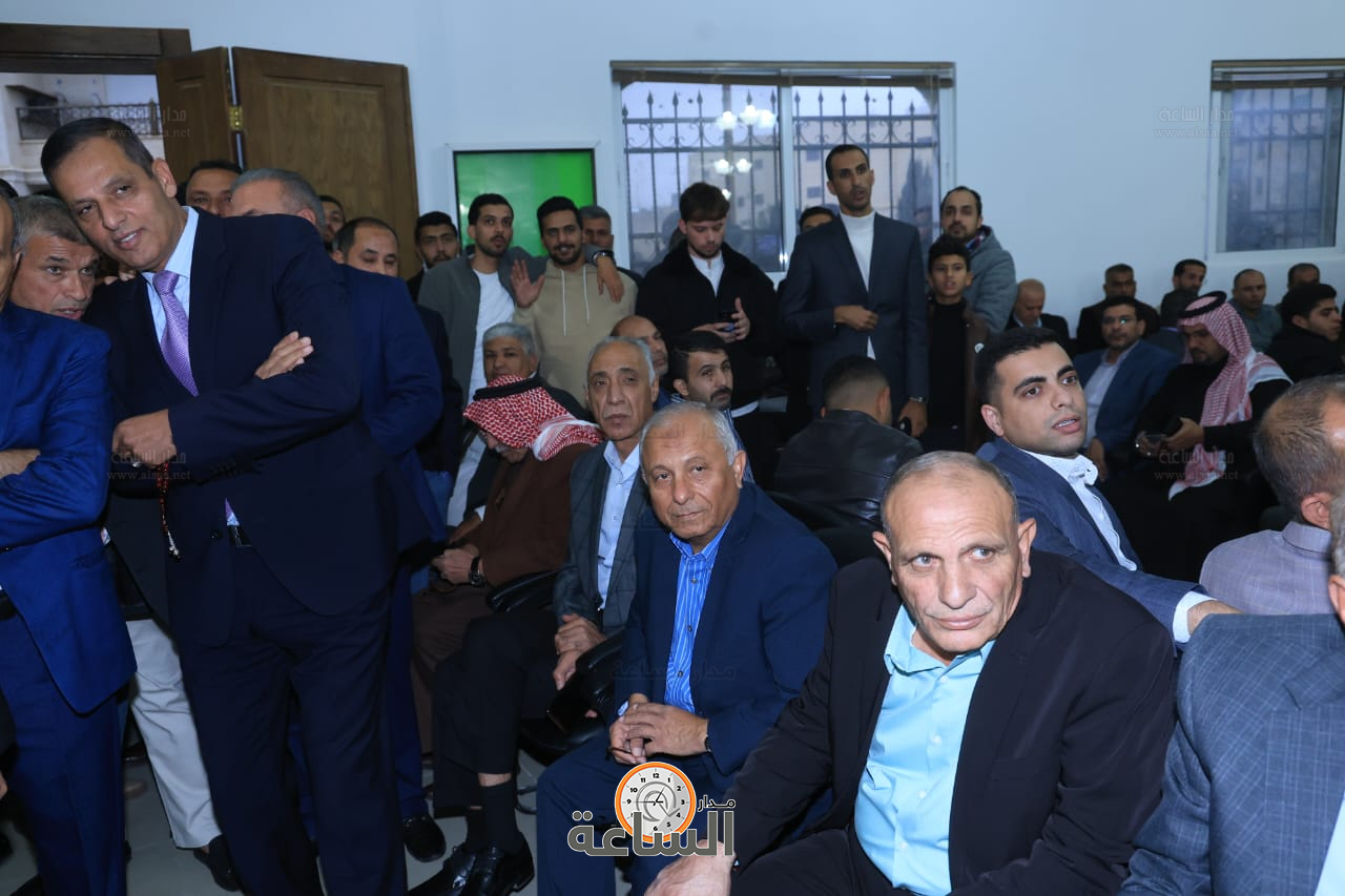 Madar Al-Saa Images 0.45523833235011013