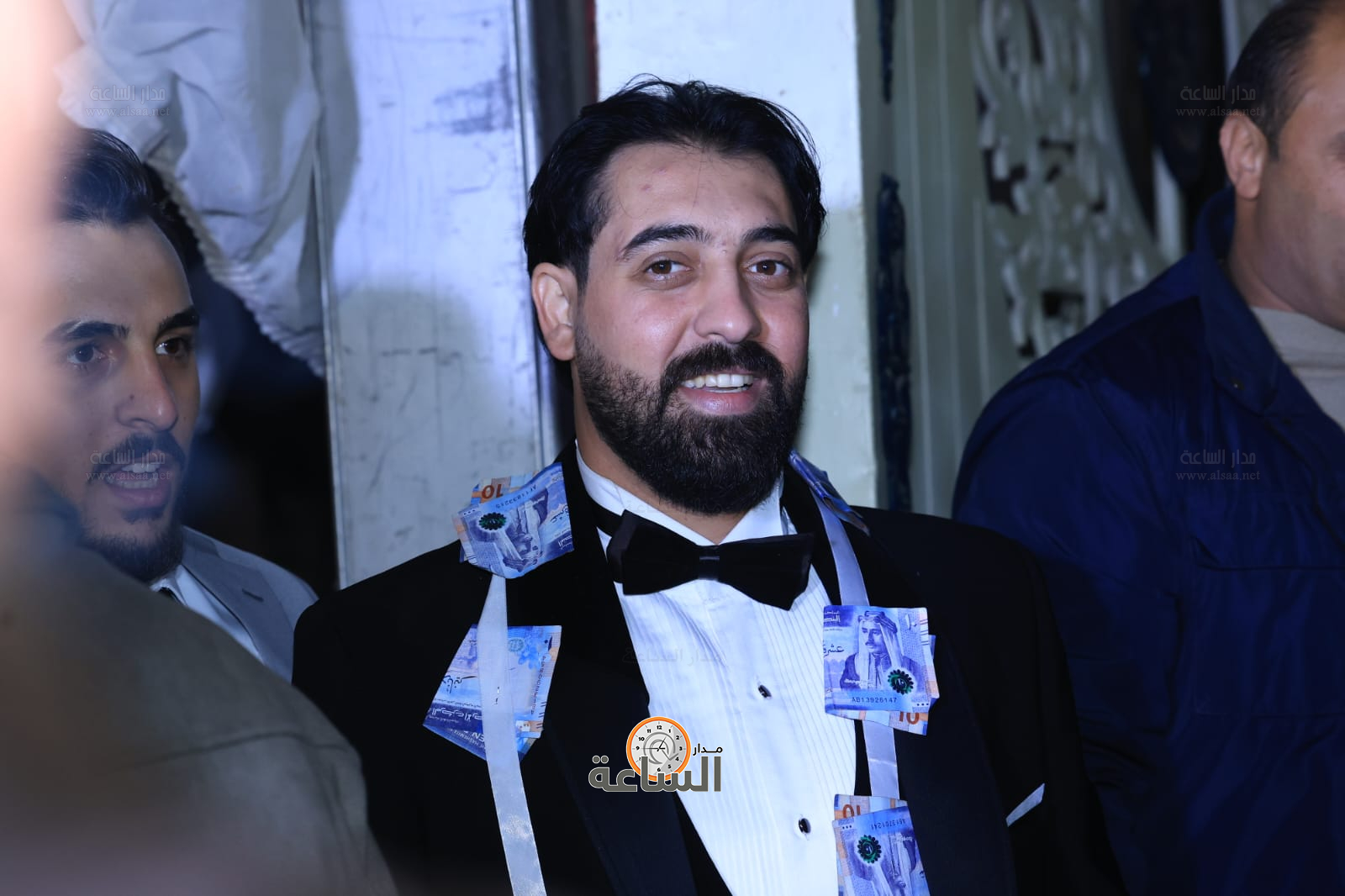 Madar Al-Saa Images 0.03544183463363537