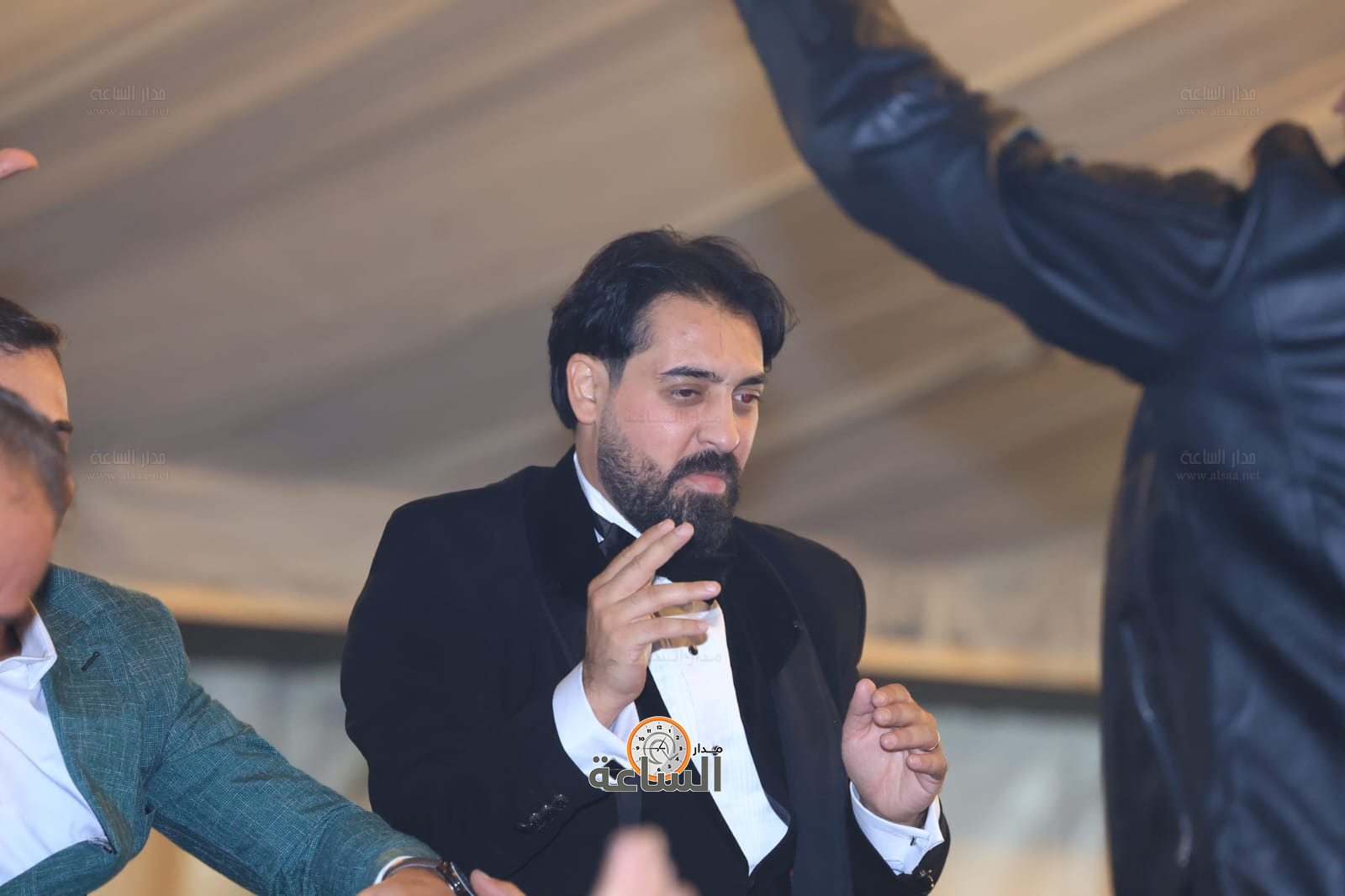 Madar Al-Saa Images 0.8895772391838294