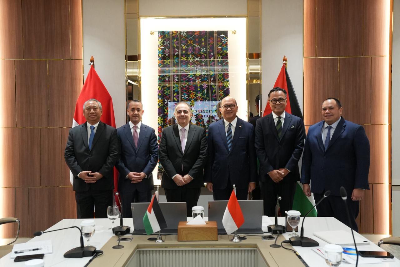 Madar Al-Saa Images 0.12841343897883806