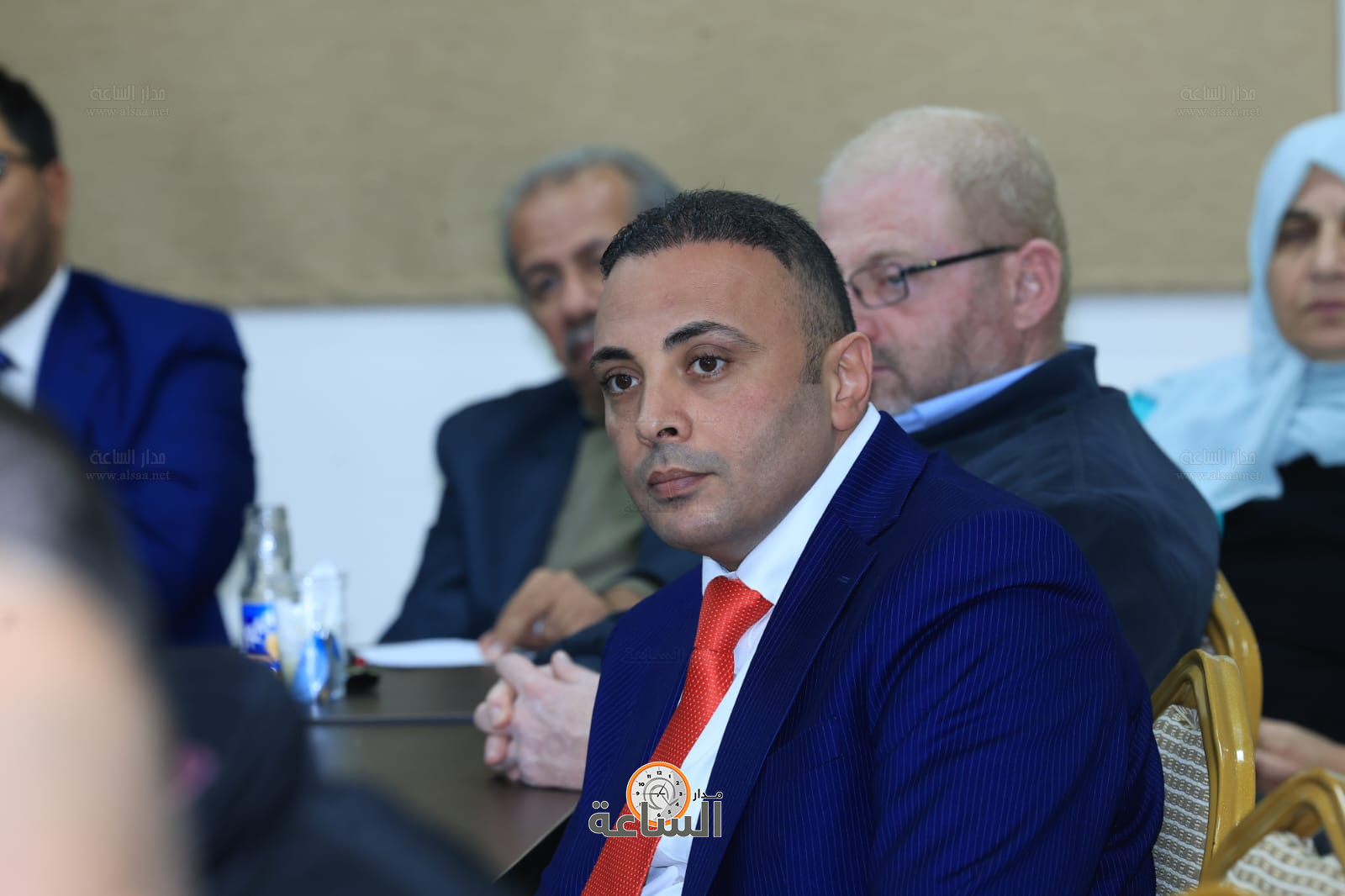 Madar Al-Saa Images 0.33812734189521143