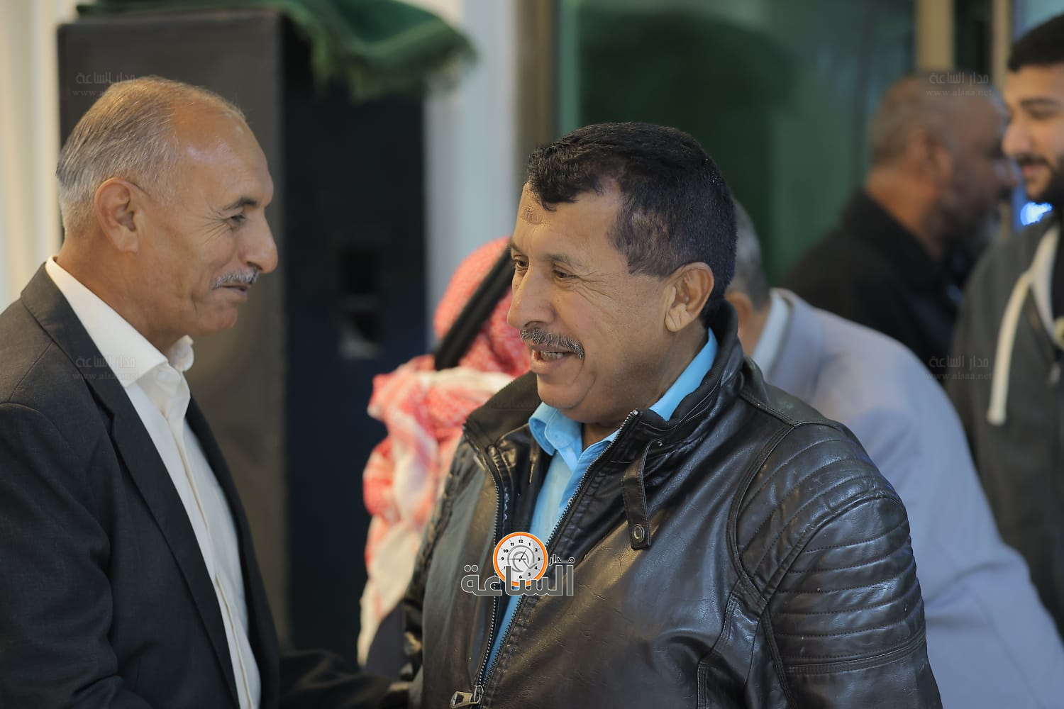 Madar Al-Saa Images 0.3861676851886615