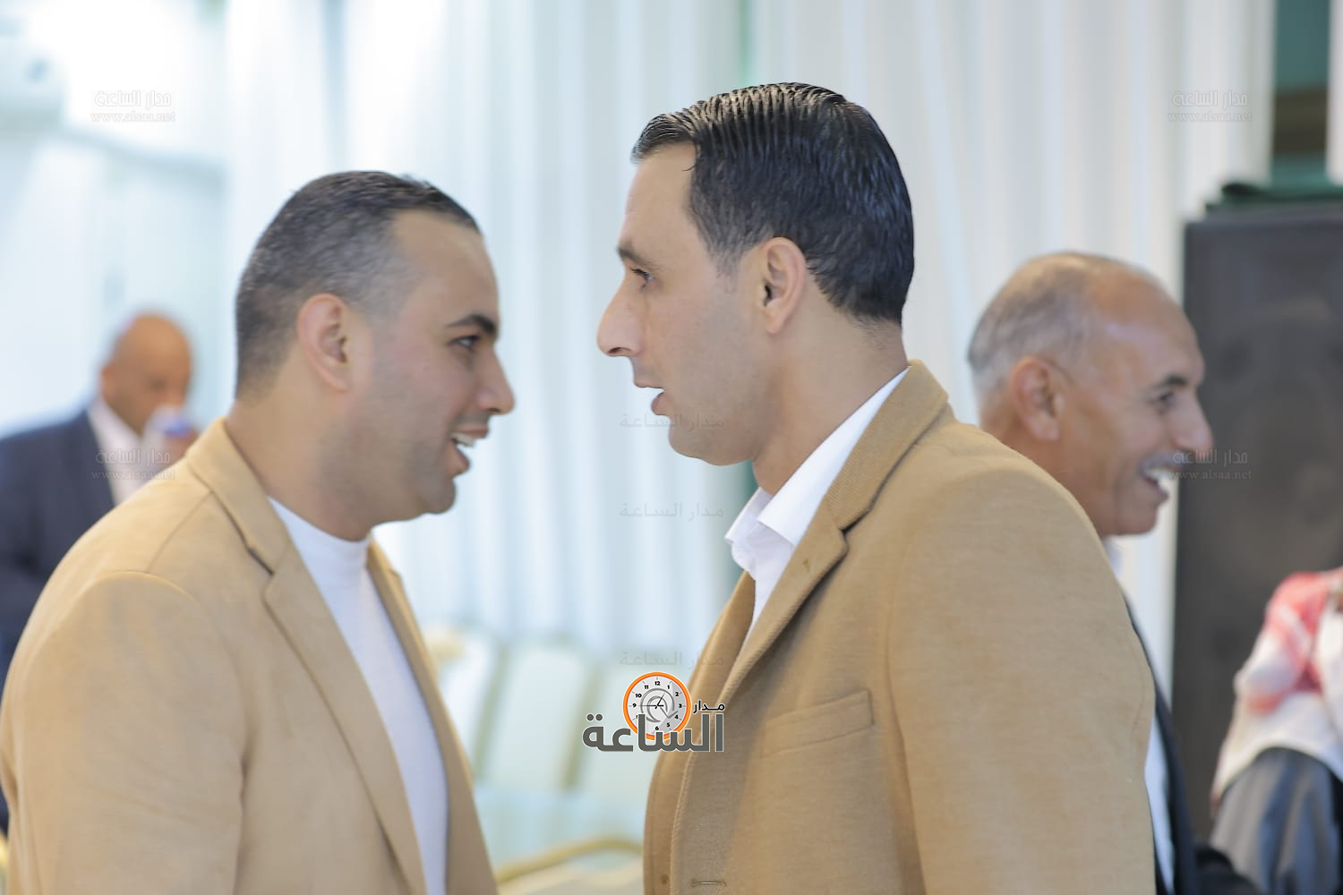 Madar Al-Saa Images 0.16109443578249139