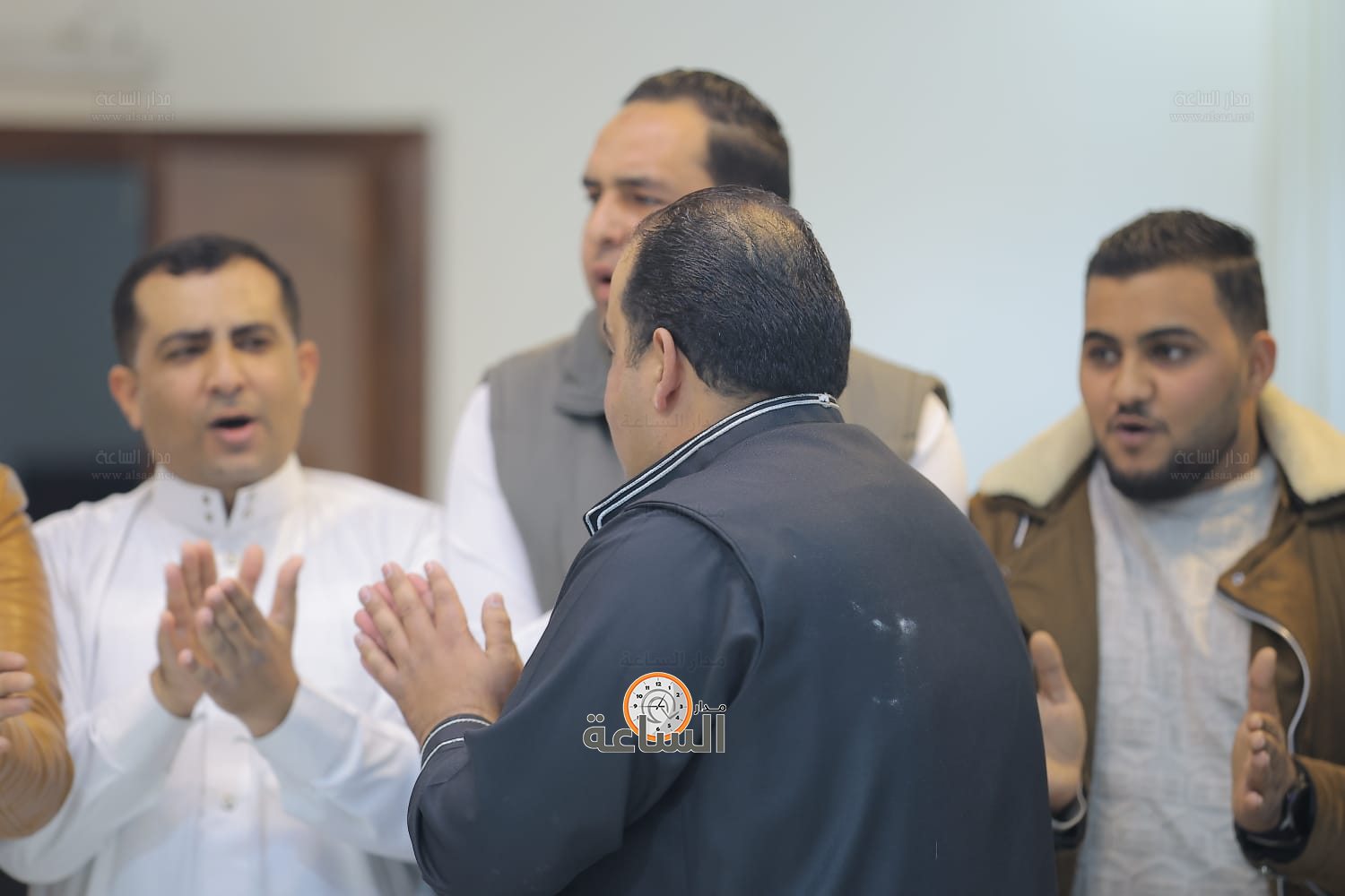 Madar Al-Saa Images 0.5783980378385217