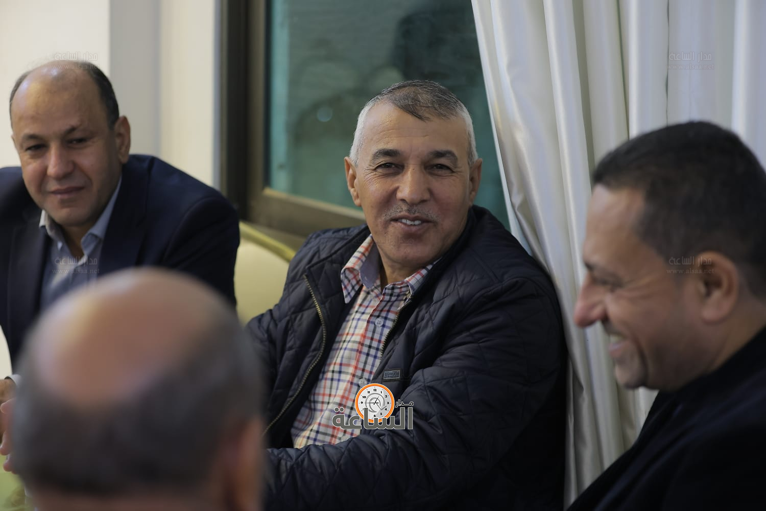 Madar Al-Saa Images 0.4782414271401165