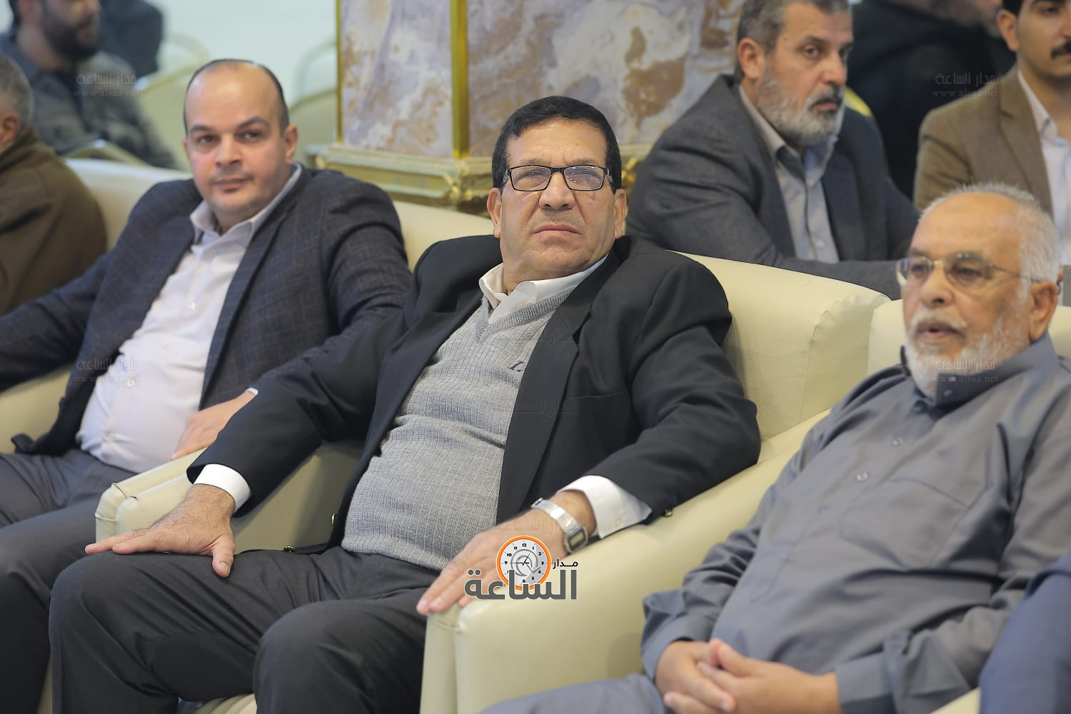 Madar Al-Saa Images 0.09296705307823327