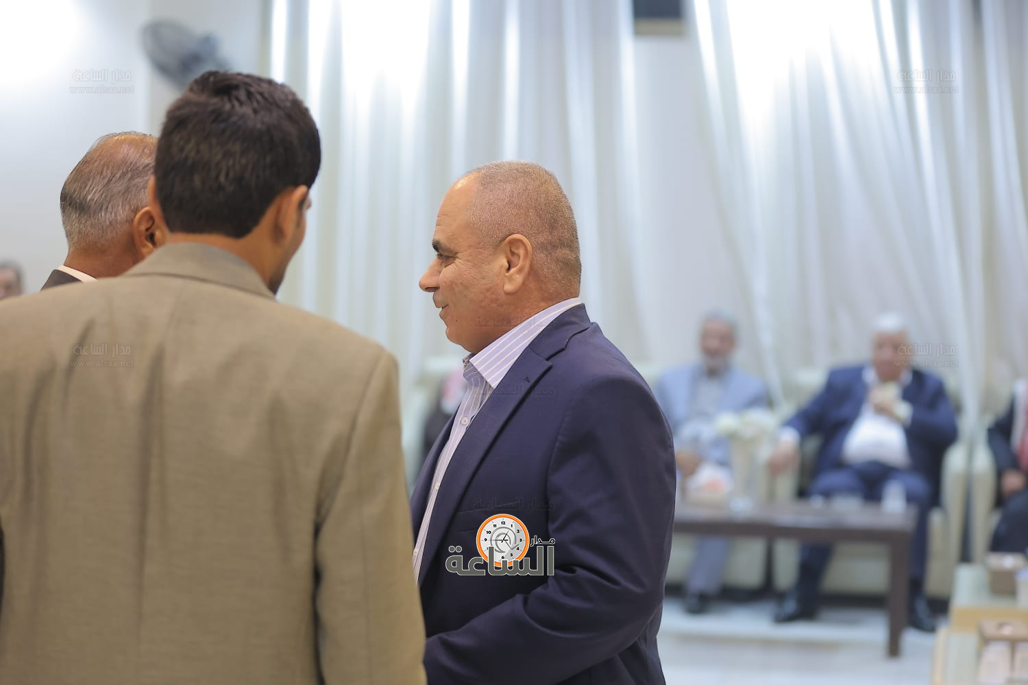 Madar Al-Saa Images 0.22881409004318087