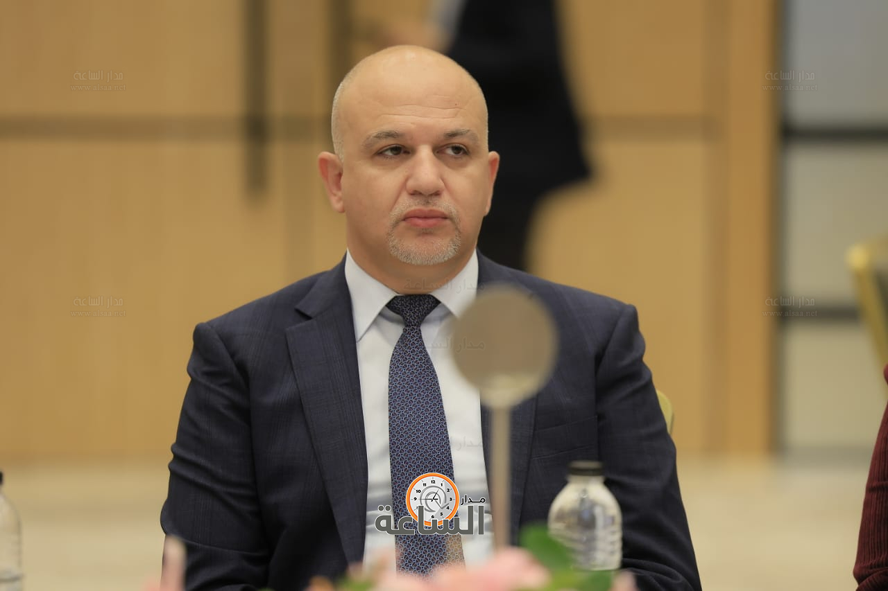 Madar Al-Saa Images 0.150395316680346