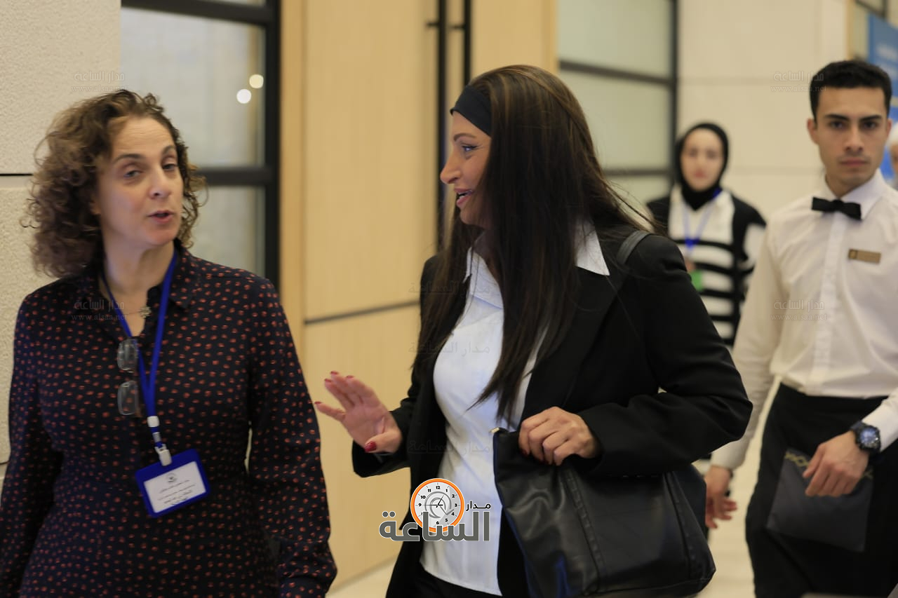 Madar Al-Saa Images 0.8893612536084162