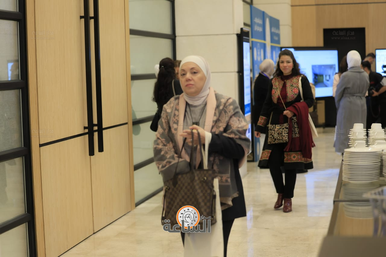 Madar Al-Saa Images 0.11749906205964045