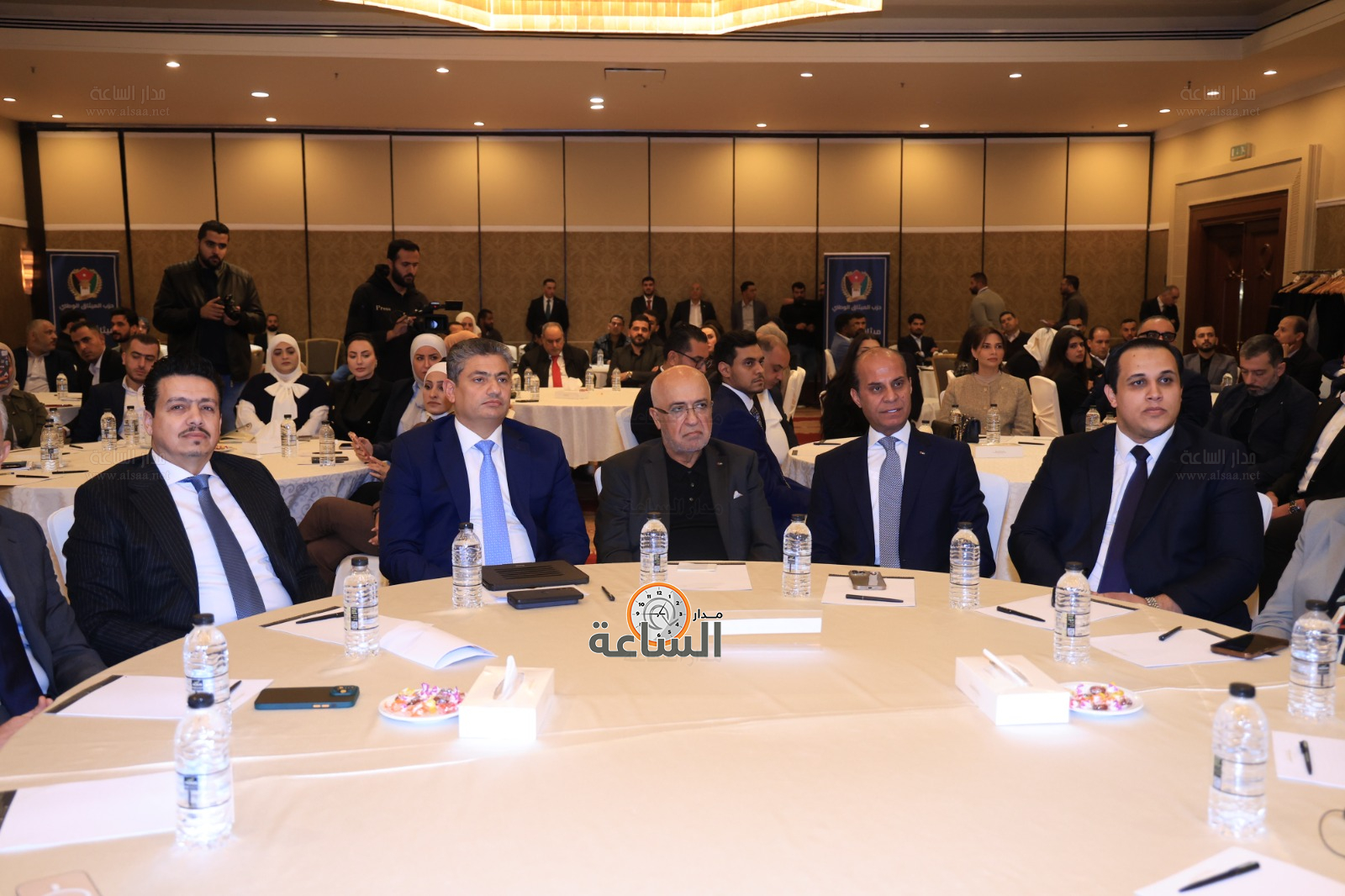 Madar Al-Saa Images 0.8640709361710507