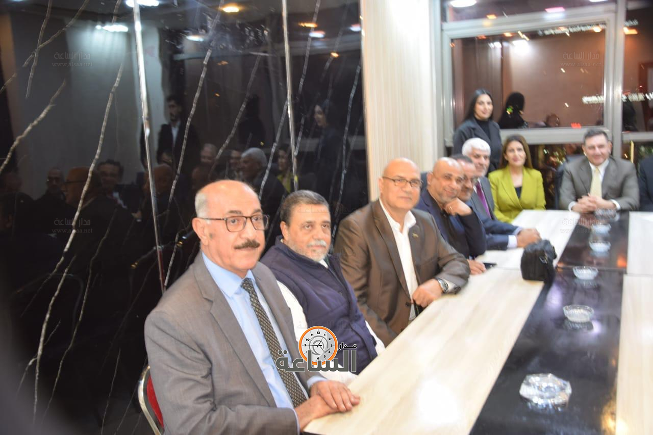 Madar Al-Saa Images 0.9550456246192425