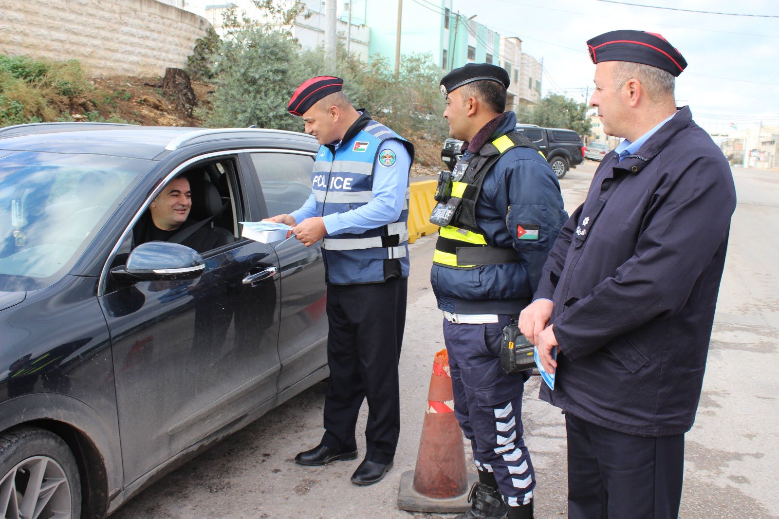 Madar Al-Saa Images 0.8556152550633102