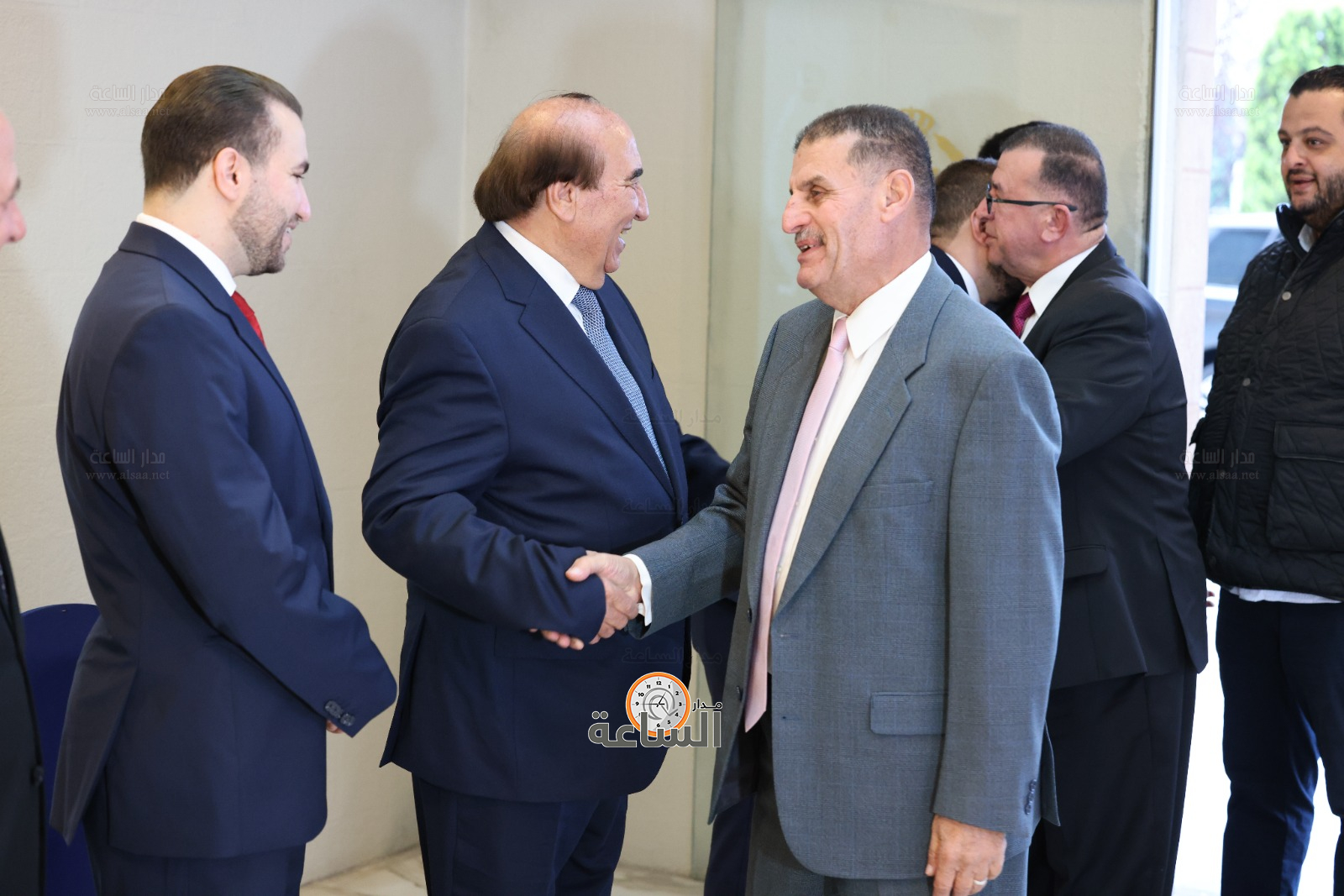 Madar Al-Saa Images 0.21902193469534248