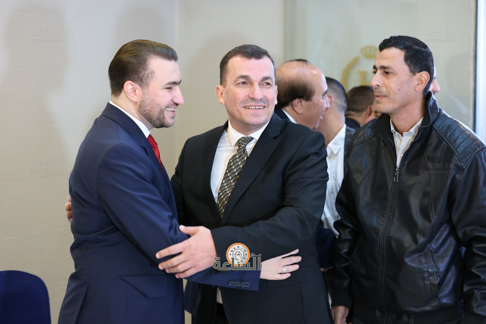 Madar Al-Saa Images 0.45985192193793745