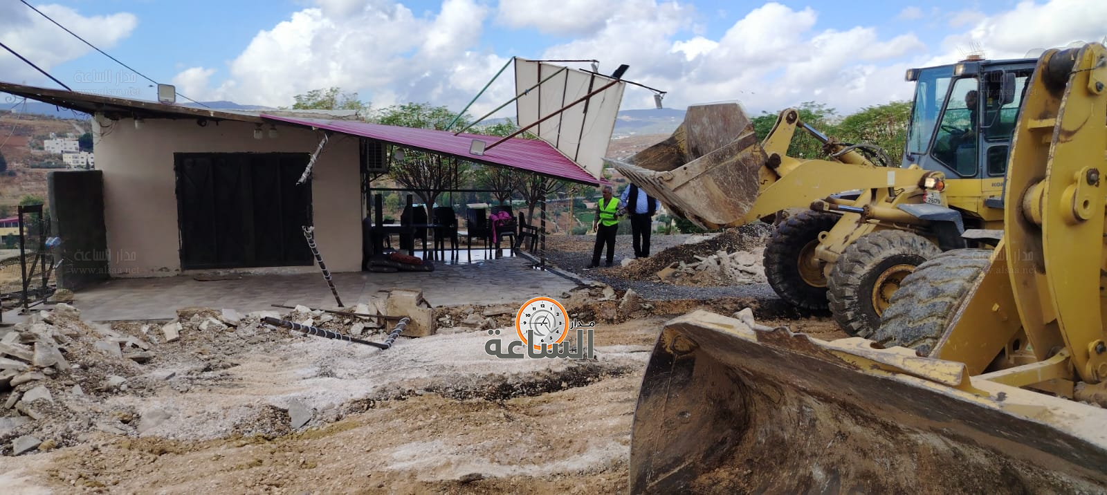 Madar Al-Saa Images 0.9846402703068371