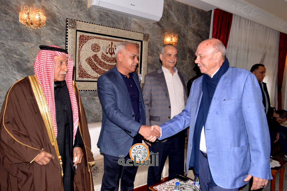 Madar Al-Saa Images 0.8777760052084908