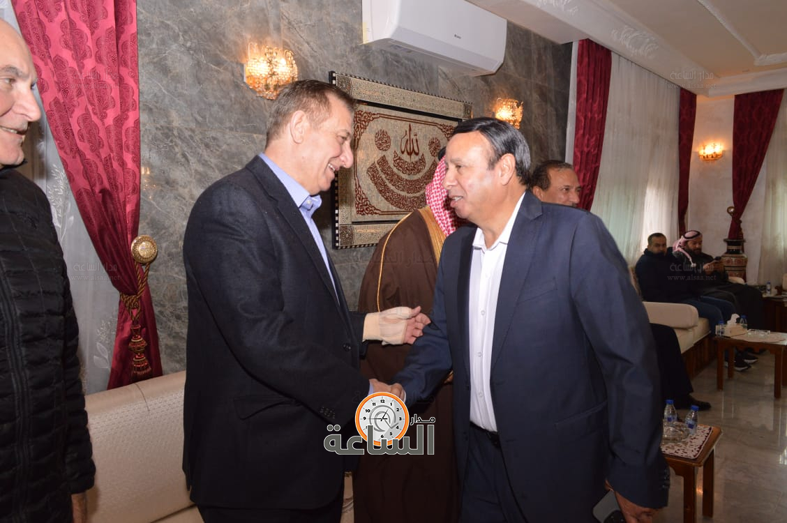 Madar Al-Saa Images 0.5452914080727271