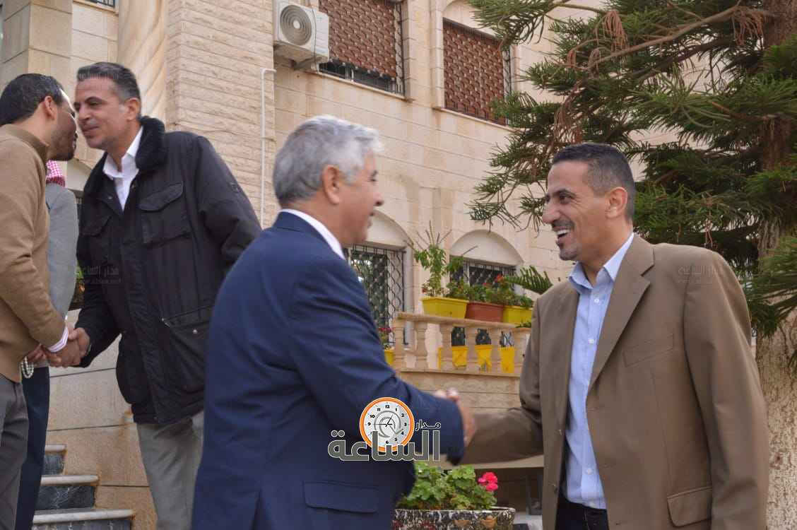 Madar Al-Saa Images 0.12310305691546464