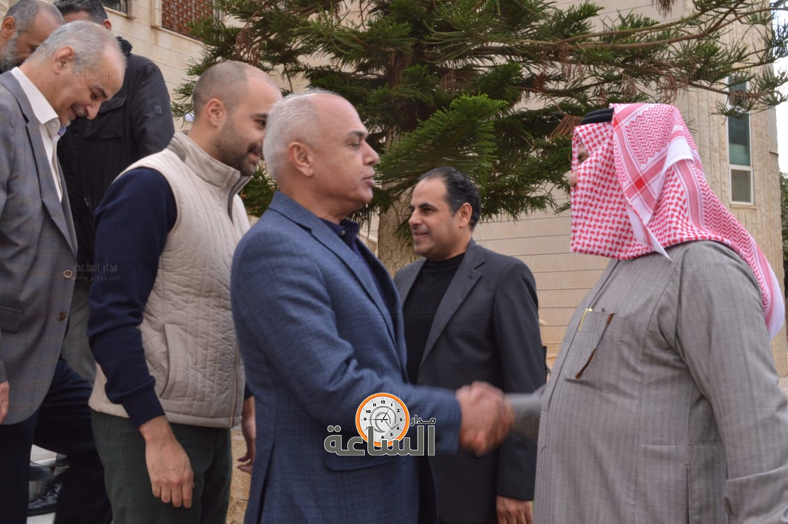 Madar Al-Saa Images 0.6941633900881234