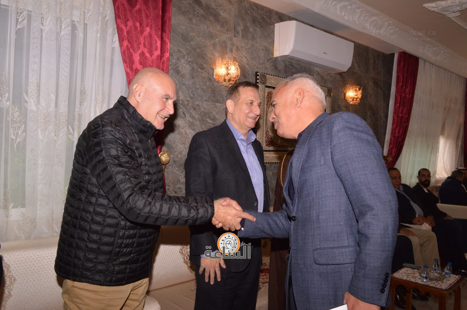 Madar Al-Saa Images 0.671528711490164