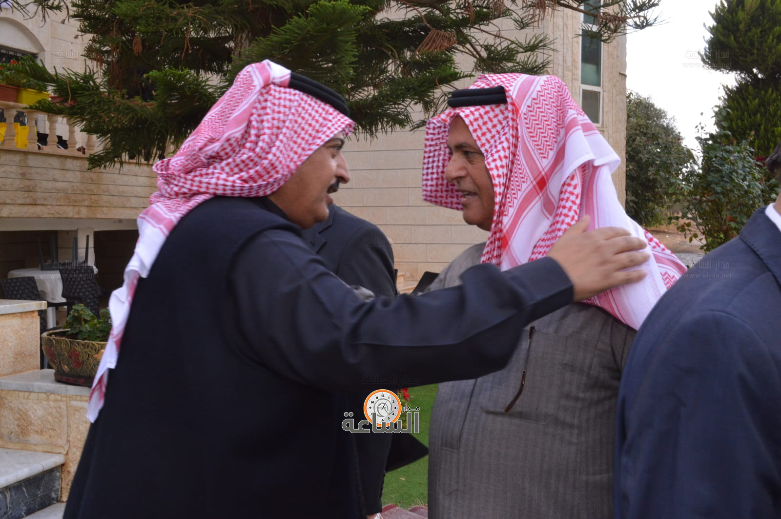 Madar Al-Saa Images 0.4971030924259848