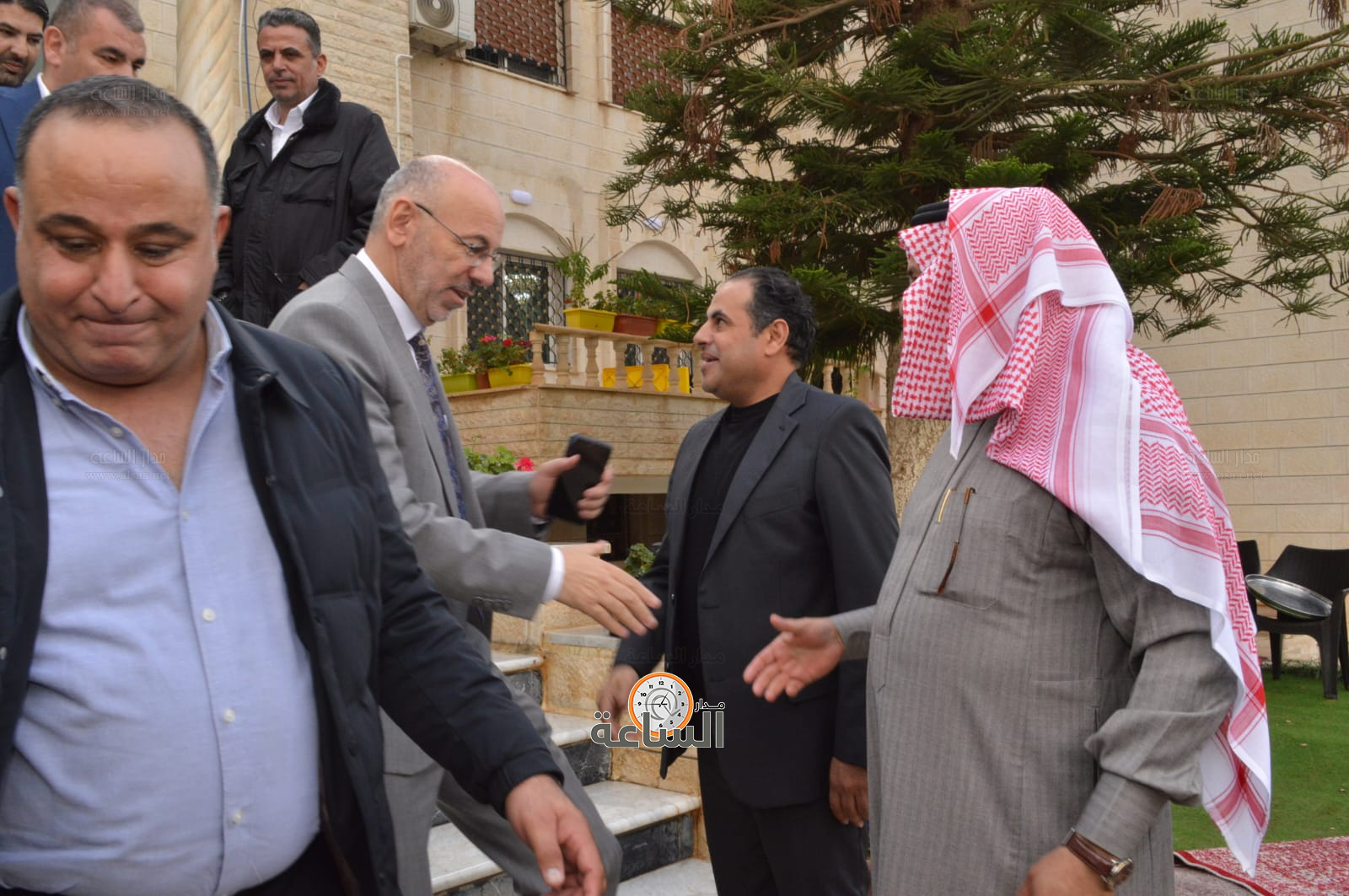 Madar Al-Saa Images 0.6560502056423864