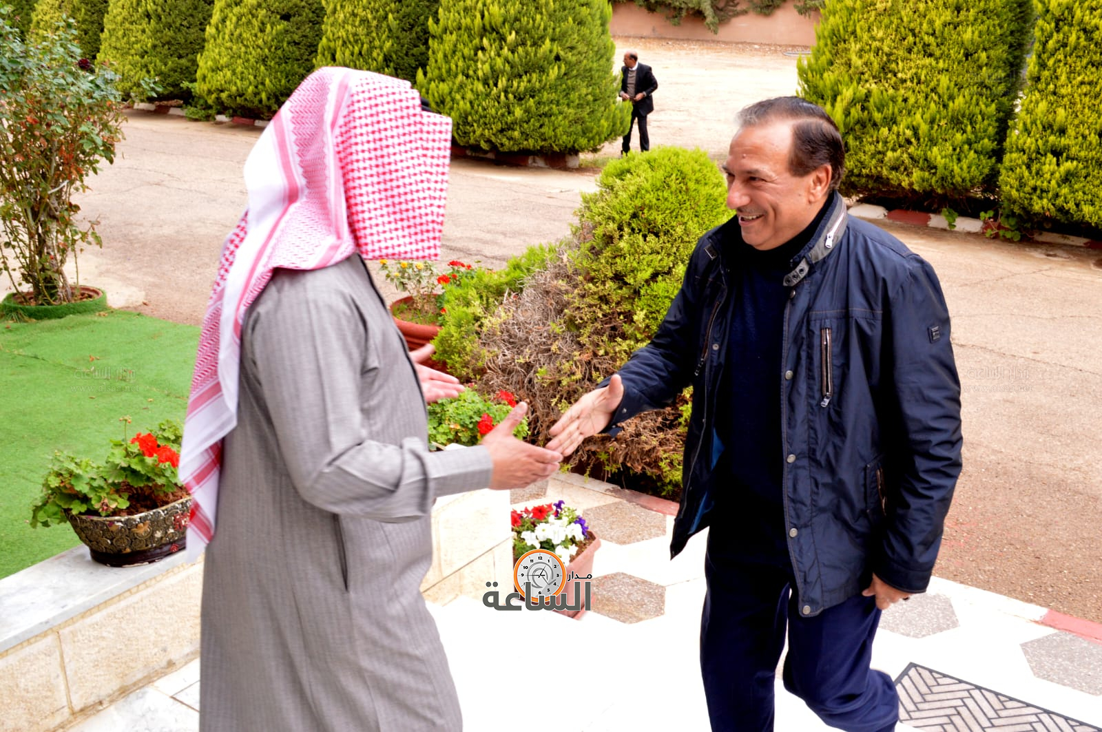 Madar Al-Saa Images 0.417168133007668